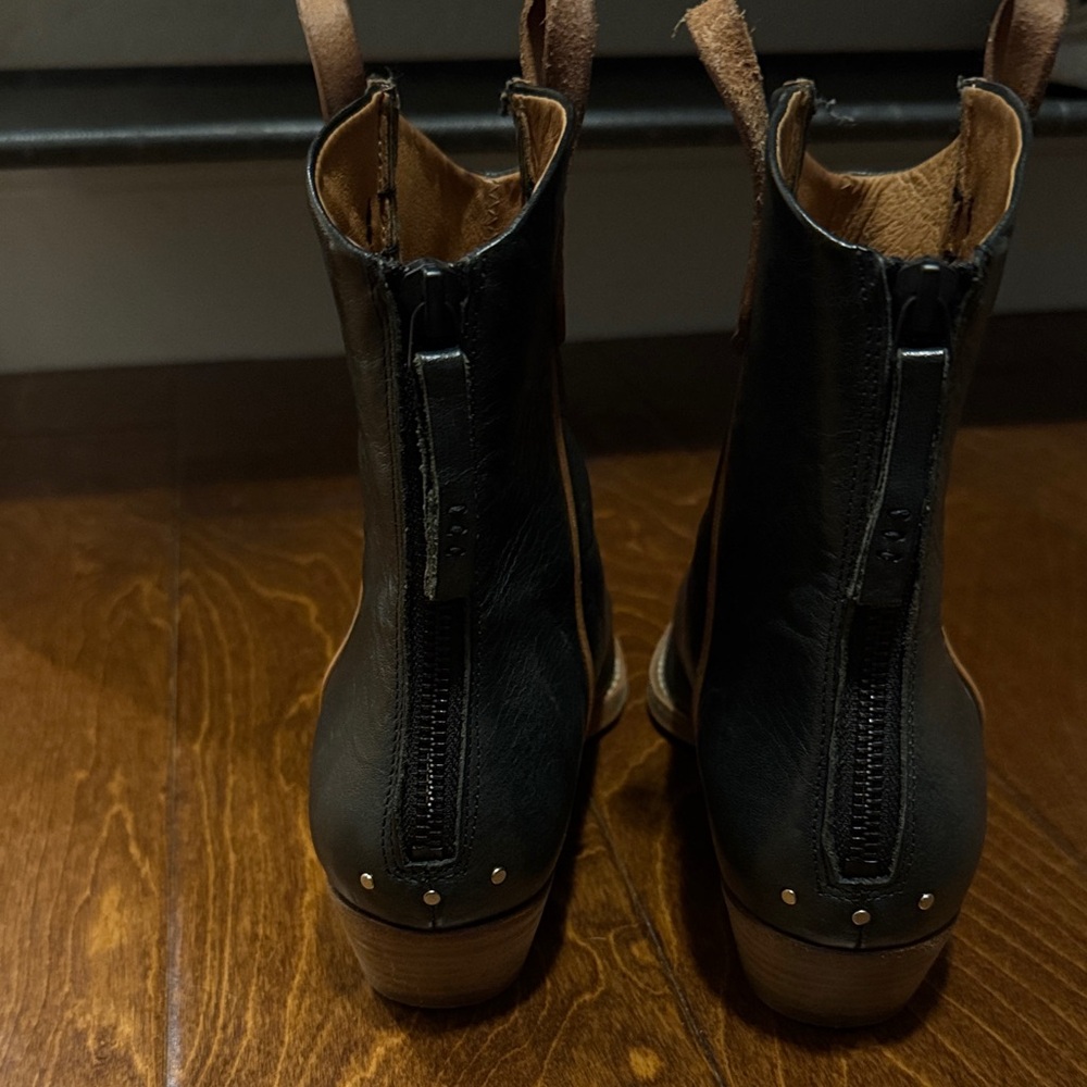 We The Free Wesley Ankle Boots in washed black - Picture 3 of 4